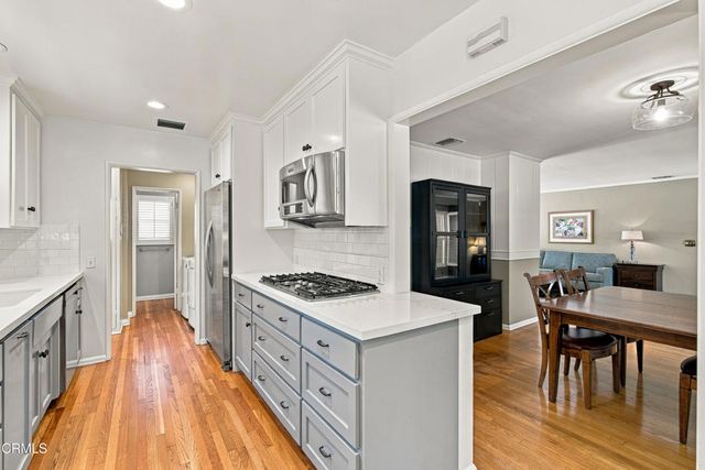3586 Mountain View, Pasadena, CA 91107