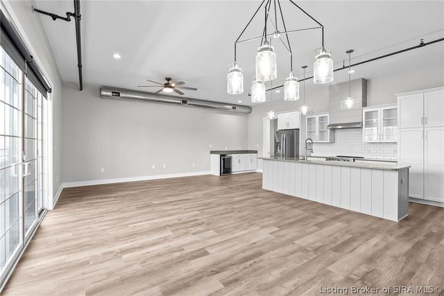 218 Mulberry Street, Jeffersonville, IN 47130