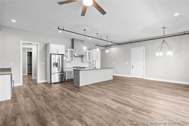 218 Mulberry Street, Jeffersonville, IN 47130