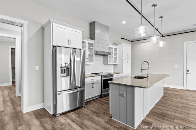 218 Mulberry Street, Jeffersonville, IN 47130