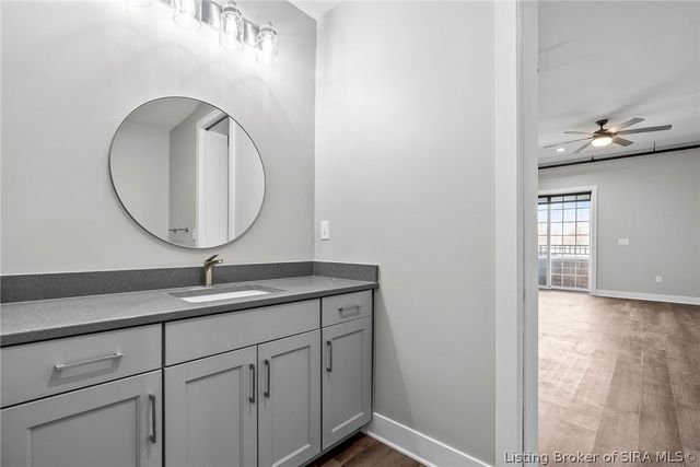 218 Mulberry Street, Jeffersonville, IN 47130