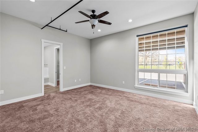 218 Mulberry Street, Jeffersonville, IN 47130