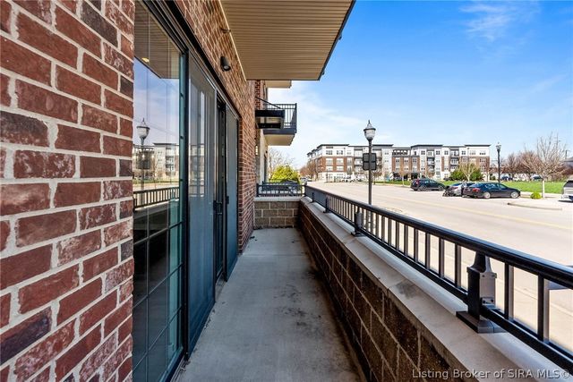 218 Mulberry Street, Jeffersonville, IN 47130