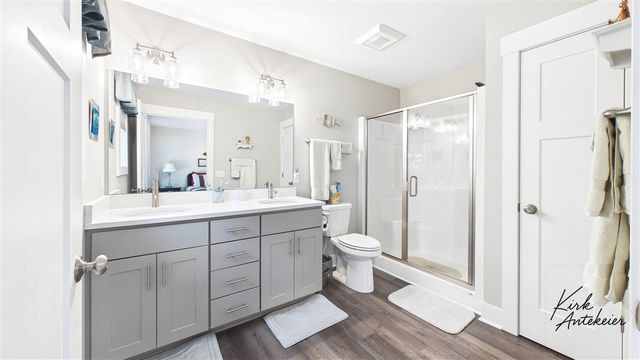 1421 E Addison Way, Muskegon, MI 49445