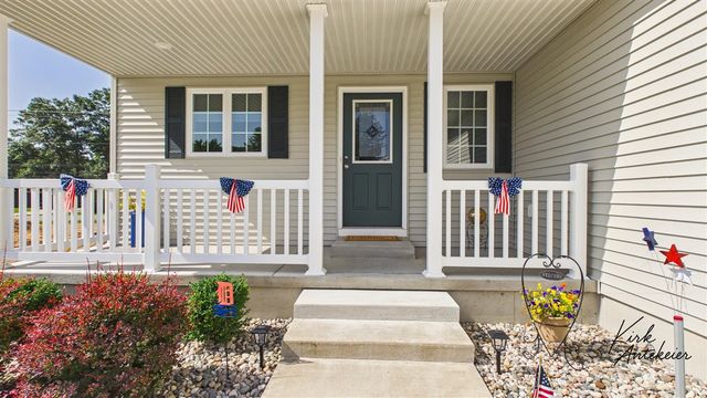 1421 E Addison Way, Muskegon, MI 49445