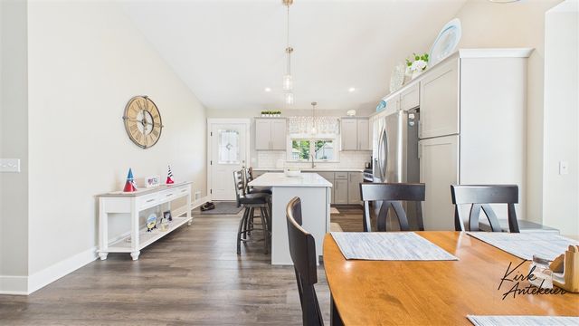 1421 E Addison Way, Muskegon, MI 49445