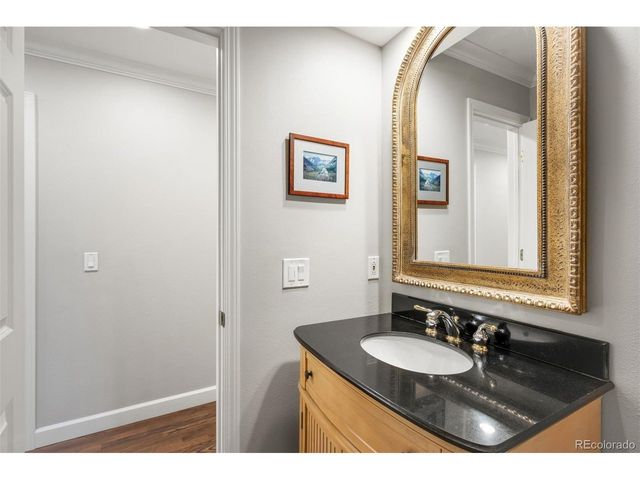 5832 S Geneva St, Greenwood Village, CO 80111