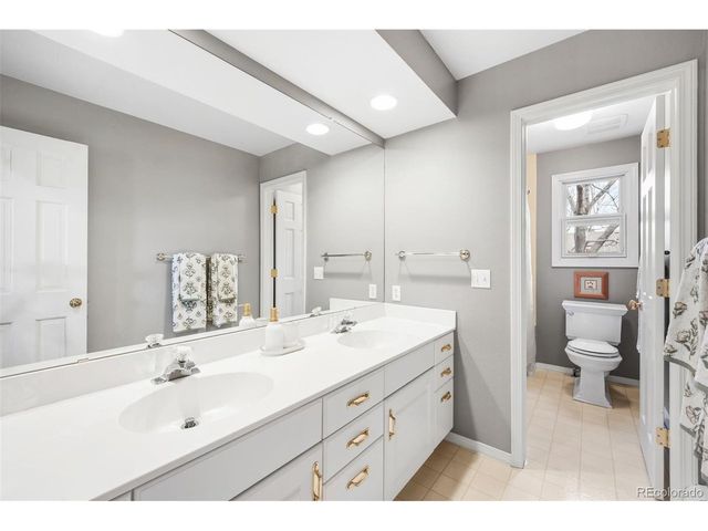 5832 S Geneva St, Greenwood Village, CO 80111