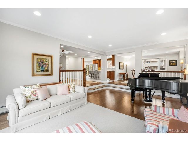 5832 S Geneva St, Greenwood Village, CO 80111