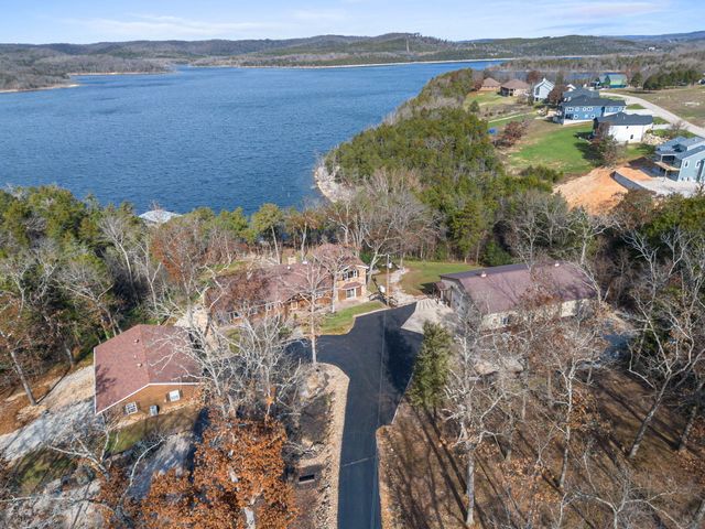 213 Hydes Hollow Lane, Lampe, MO 65681