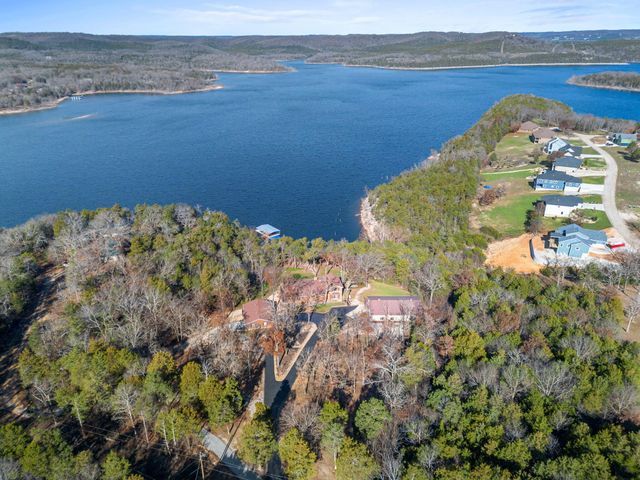 213 Hydes Hollow Lane, Lampe, MO 65681