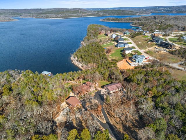 213 Hydes Hollow Lane, Lampe, MO 65681