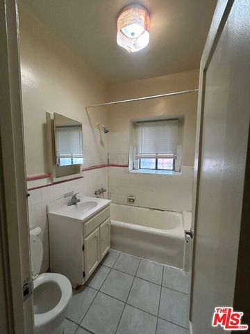 624 S Berendo Street 101, Los Angeles, CA 90005