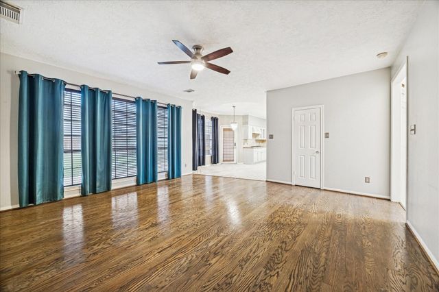 3627 Red Oak Branch Lane, Kingwood, TX 77345