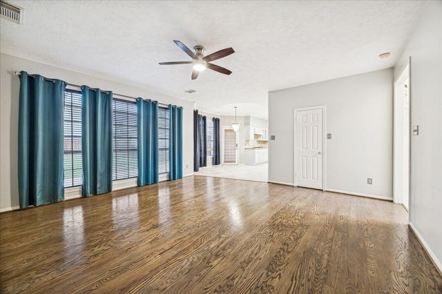 3627 Red Oak Branch Lane, Kingwood, TX 77345