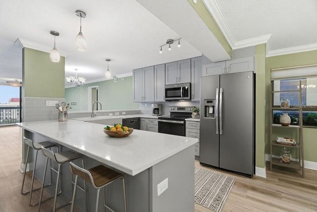 2413 BAYSHORE BOULEVARD 1004, Tampa, FL 33629