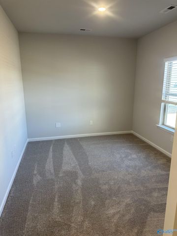 145 Lillian Farms Boulevard, Huntsville, AL 35811