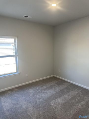 145 Lillian Farms Boulevard, Huntsville, AL 35811