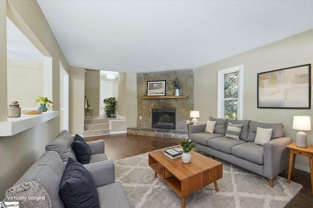 124 Nottingham Lane, Easley, SC 29640