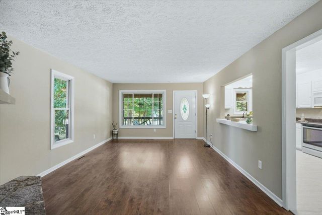 124 Nottingham Lane, Easley, SC 29640