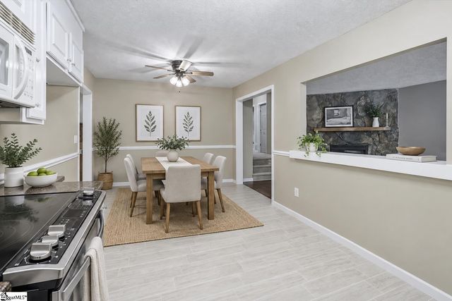 124 Nottingham Lane, Easley, SC 29640
