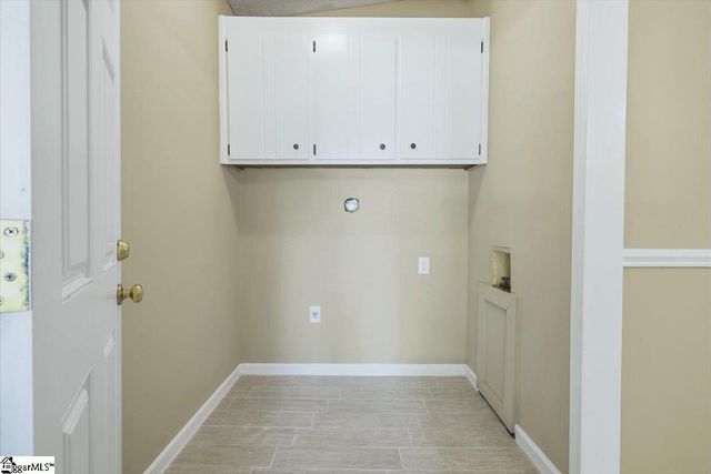 124 Nottingham Lane, Easley, SC 29640