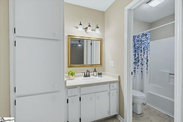 124 Nottingham Lane, Easley, SC 29640