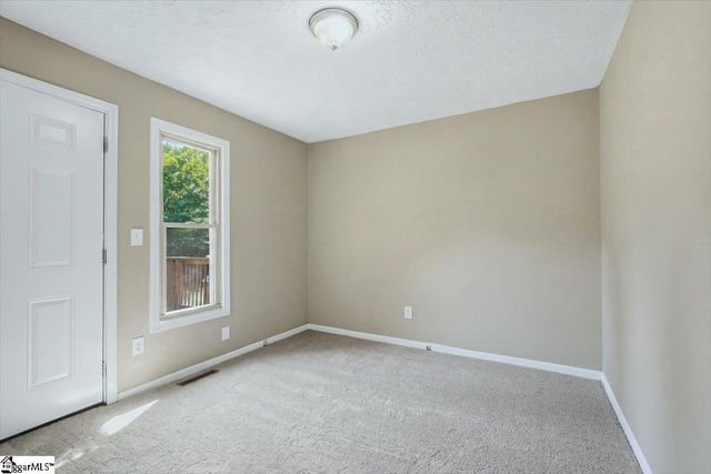 124 Nottingham Lane, Easley, SC 29640