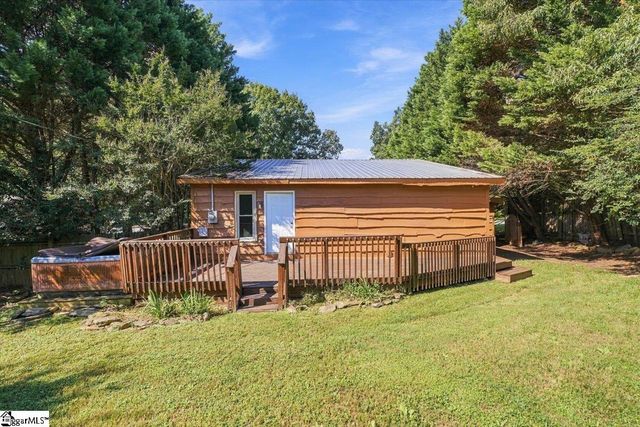 124 Nottingham Lane, Easley, SC 29640