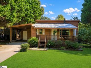 124 Nottingham Lane, Easley, SC 29640