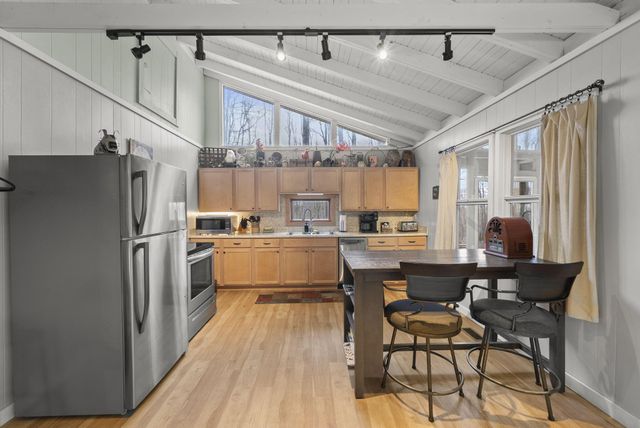 20554 Thompson Ridge Road, Laurelville, OH 43135