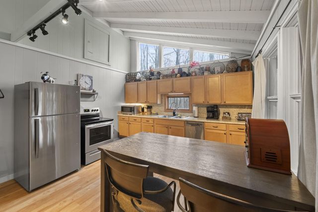 20554 Thompson Ridge Road, Laurelville, OH 43135