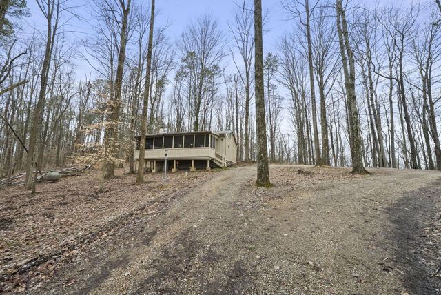 20554 Thompson Ridge Road, Laurelville, OH 43135