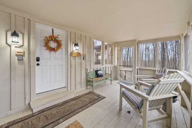 20554 Thompson Ridge Road, Laurelville, OH 43135