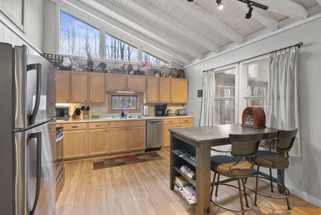 20554 Thompson Ridge Road, Laurelville, OH 43135