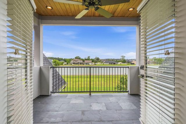 32302 Tall Oaks Way, Magnolia, TX 77354