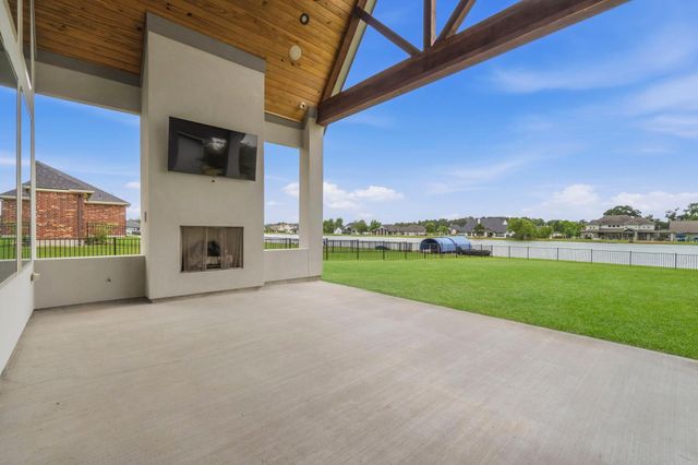 32302 Tall Oaks Way, Magnolia, TX 77354