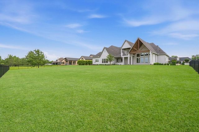 32302 Tall Oaks Way, Magnolia, TX 77354