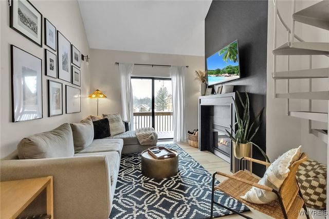 H 301 Snowpine, Great Valley, NY 14731