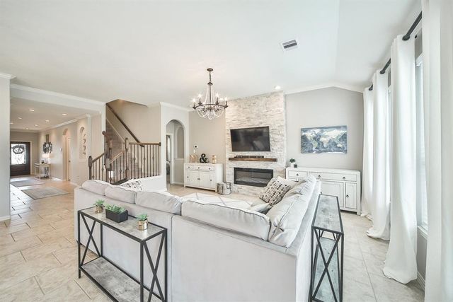 8510 Brinklow Point Drive, Cypress, TX 77433