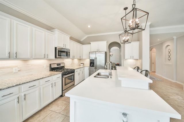 8510 Brinklow Point Drive, Cypress, TX 77433