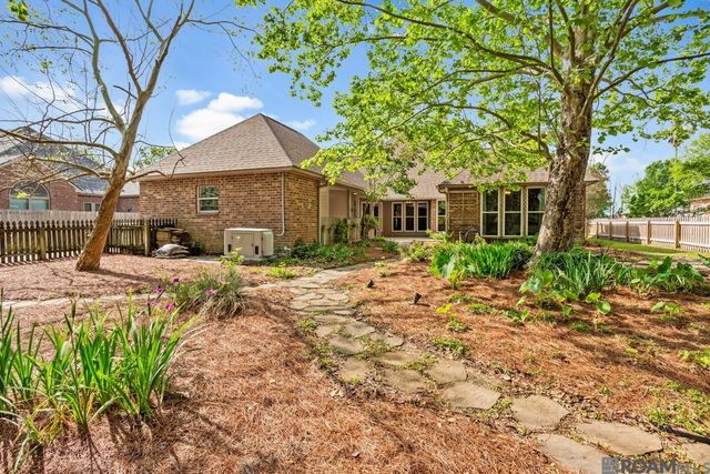 3838 Twelve Oaks Ave, Baton Rouge, LA 70820