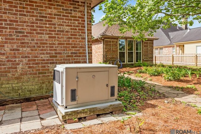 3838 Twelve Oaks Ave, Baton Rouge, LA 70820