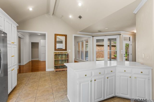 3838 Twelve Oaks Ave, Baton Rouge, LA 70820