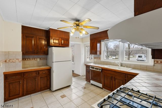 1205 Parkway Ave, Ewing Twp., NJ 08628