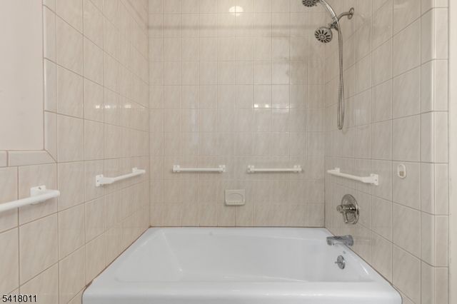 1205 Parkway Ave, Ewing Twp., NJ 08628