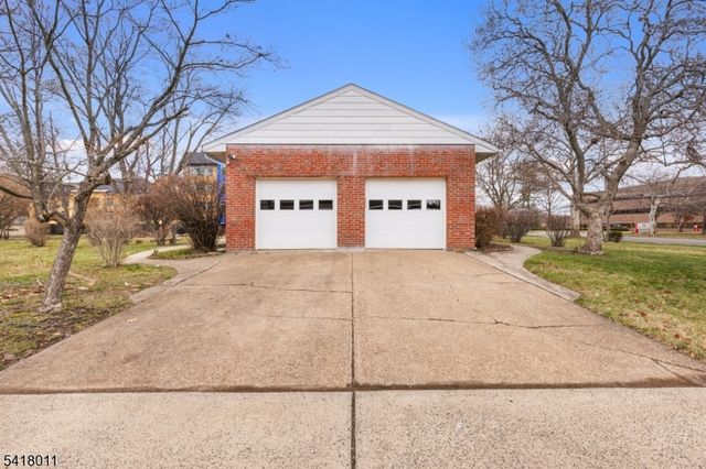 1205 Parkway Ave, Ewing Twp., NJ 08628