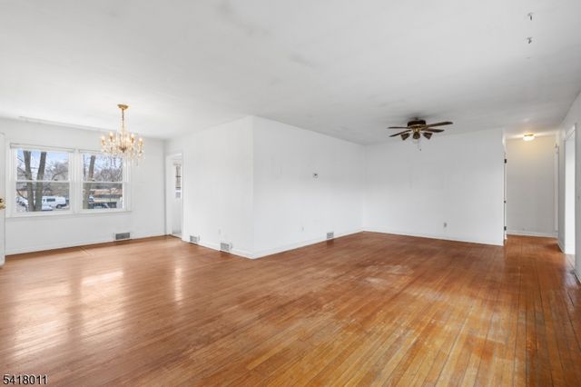 1205 Parkway Ave, Ewing Twp., NJ 08628