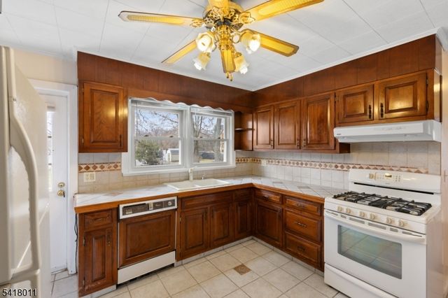 1205 Parkway Ave, Ewing Twp., NJ 08628