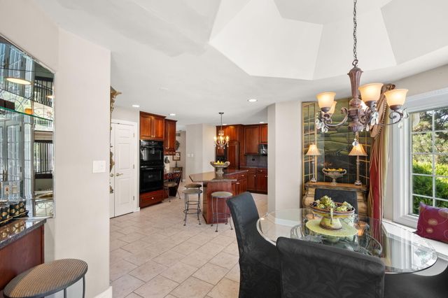 836 Royal Dublin Lane, Dyer, IN 46311